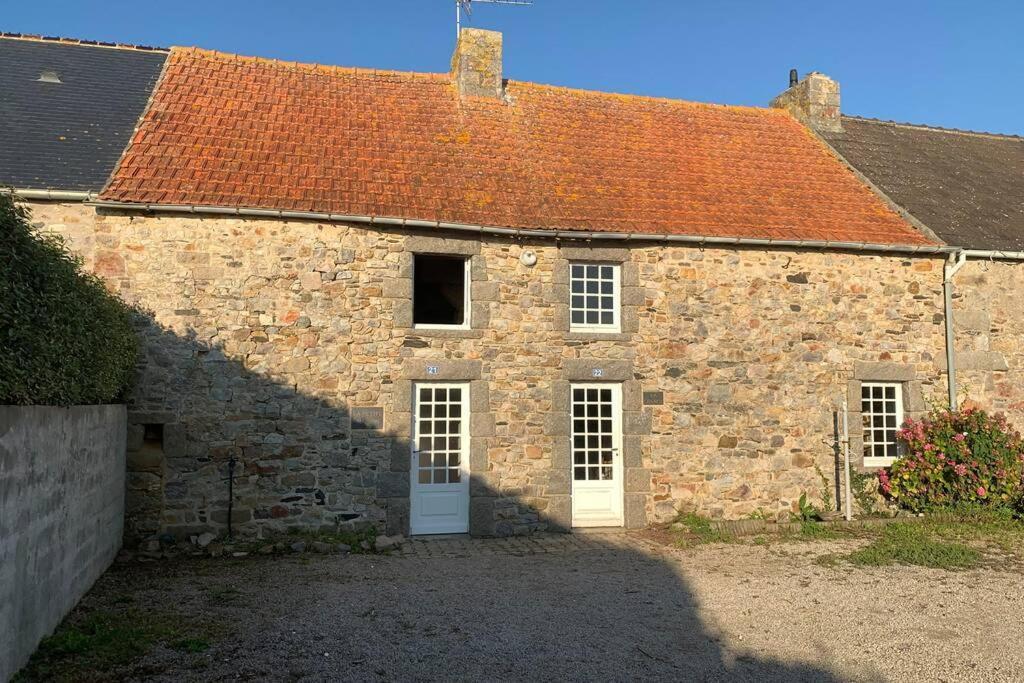 Sciotot - Bord De Mer - La Petite Maison Les Pieux エクステリア 写真